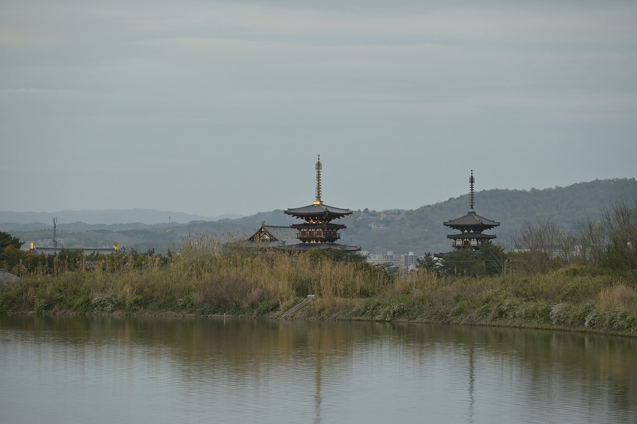 奈良　薬師寺
